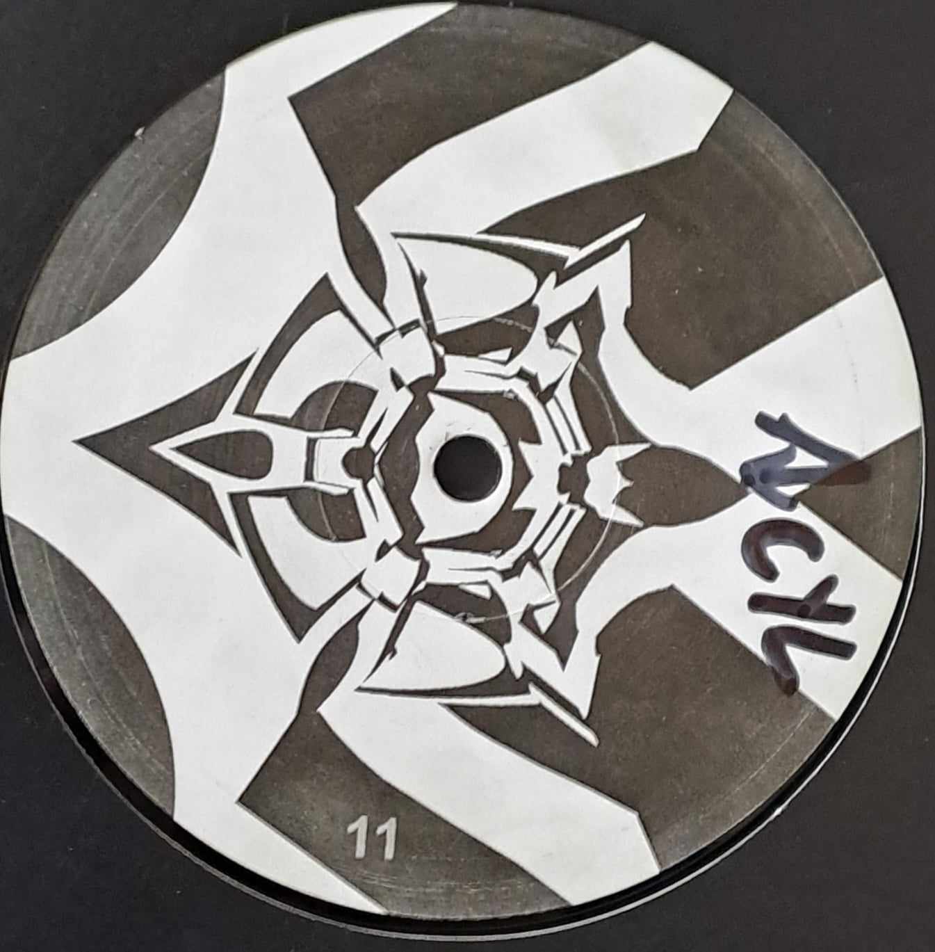RPS 11 - vinyle freetekno